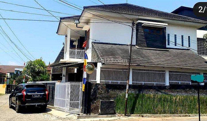 Dijual Rumah Hook Lokasi Strategis di Margahayu Raya Dekat Mim 1