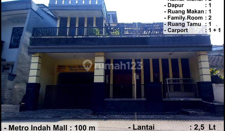 Dijual Cepat Rumah Murah 3 Lantai di Margahayu Raya Dekat Mim 1