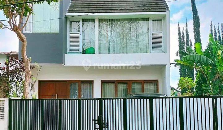 Dijual Rumah Cantik Siap Huni Di Kawasan Cihanjuang Sariwangi 1