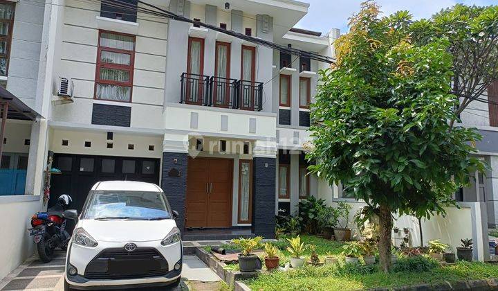 Dijual Rumah Mewah 2 Lantai Lokasi Strategis di Dekat Jalan Bkr 1