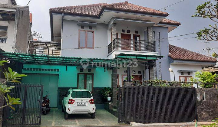 Dijual Rumah Hook Luas Nyaman Siap Huni di Mainroad Cihanjuang 1