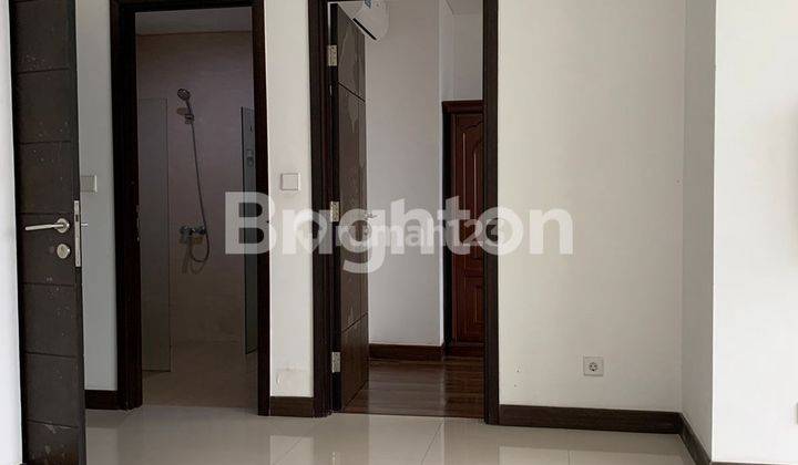 APARTMENT EXCLUSIVE  AKR GALERY WEST 2