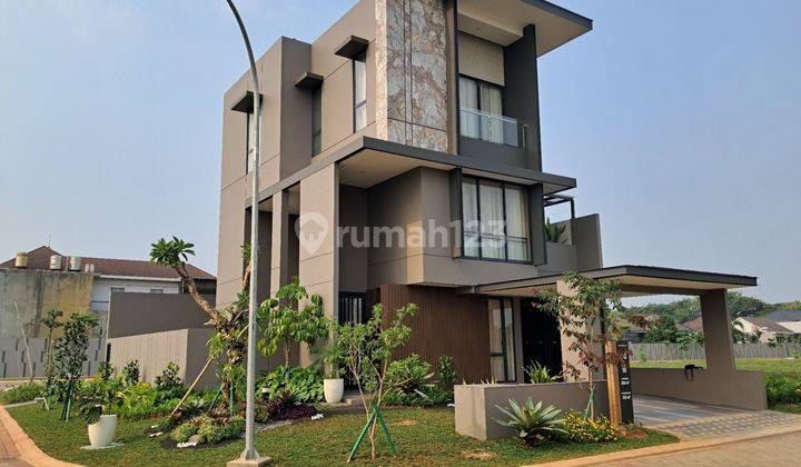 Rumah 3 Lantai Ada Kolam Renang Dan Lift Kota Wisata Cibubur 1