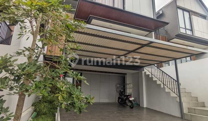 Rumah 3 Lantai Siap Huni Kota Wisata Cibubur 1