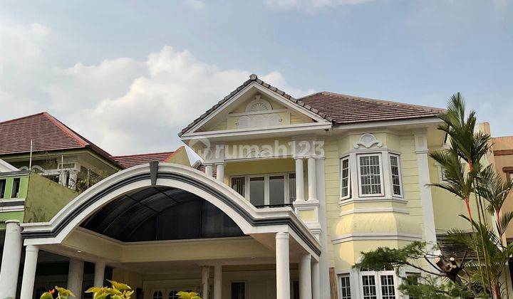 Dijual Rumah Kota Wisata Cibubur Ada Kolam Renang  2