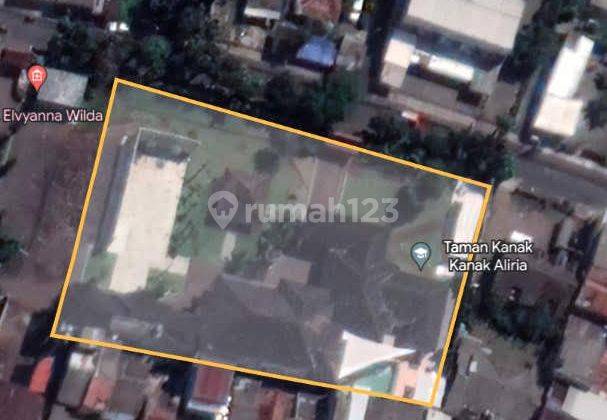 Kavling Dan Bangunan Villa, PKP Ciracas, Jakarta Timur 1