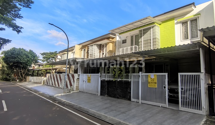 Rumah Asri View Danau Hanya Selangkah ke Pintu Tol Citra Grand Cibubur 2
