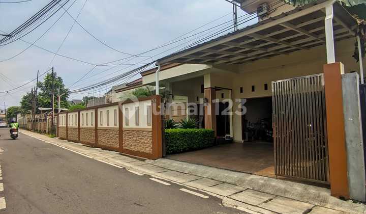 Rumah Mewah Dan Asri Lokasi Strategis Dekat LRT Ciracas Jakarta Timur