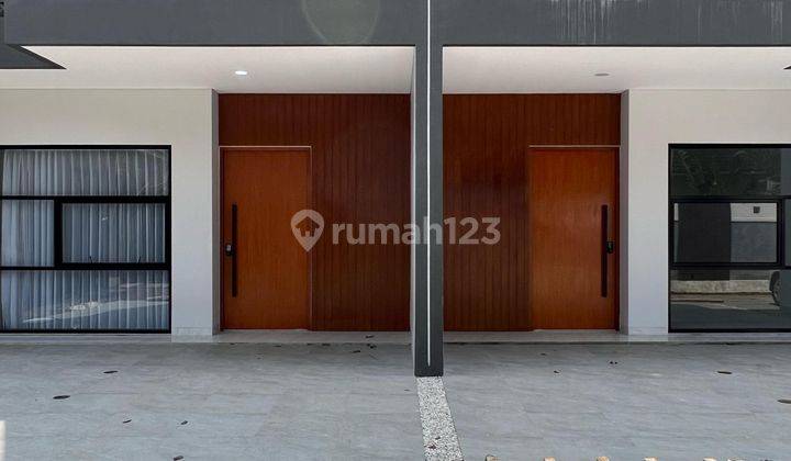 RUMAH BARU SIAP PAKAI DI JALAN PASO 1