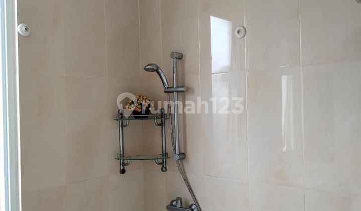 For Sale Cheap 2 Floors In Vanya Park Bsd 2