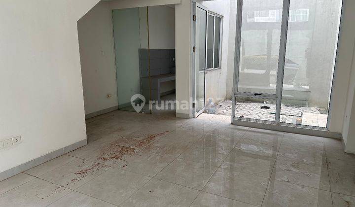 Di Sewa Murah Rumah 7x15 2 Lantai Suvarna 2