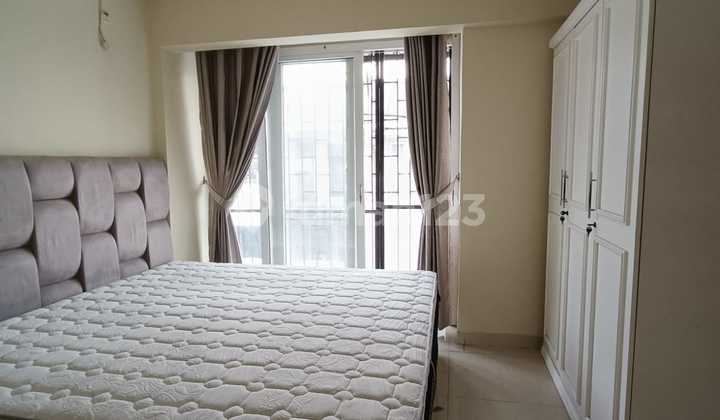 Di Jual Murah Rumah 2.5 Lantai Golden Palm Jakarta Barat 2