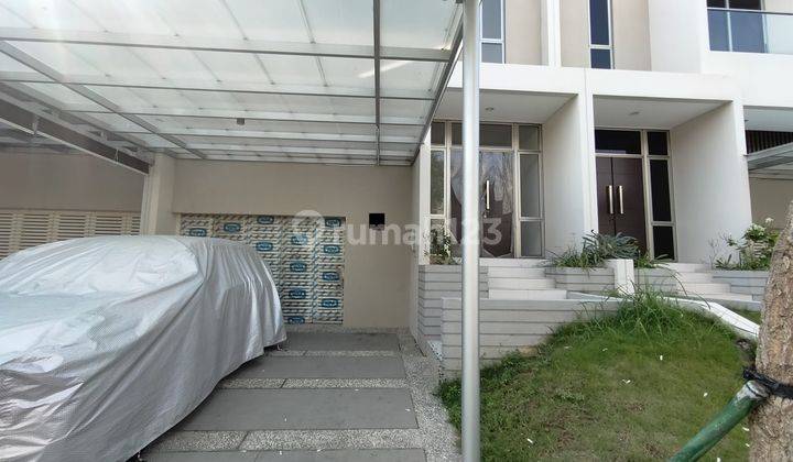 Di Jual Rumah Murah 2.5 Lantai 8x25 Manhatan  1