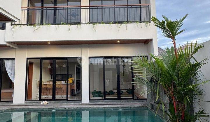 3 Bedrooms Modern Villa For Rent In Canggu 1