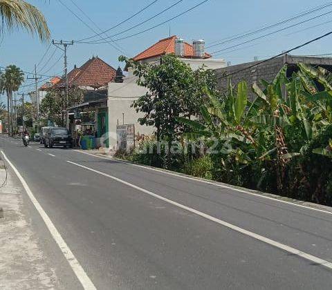 Dijual Tanah Komersial di Jalan Utama Tumbak Bayuh Pererenan Bali. 1