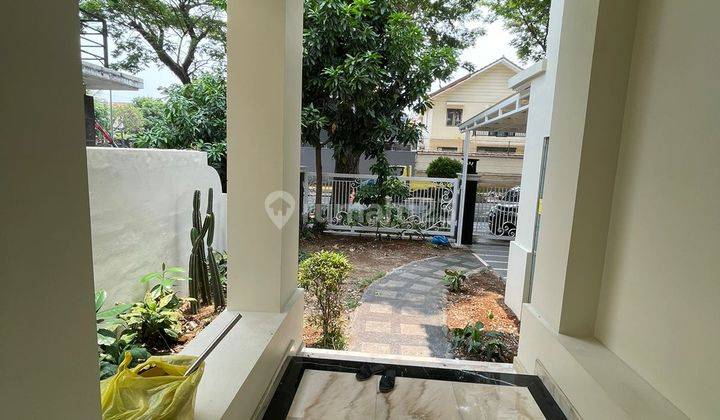 Di Jual Rumah Bagus Jalan Kalimantan Lippo Village Karawaci, Tangerang 2