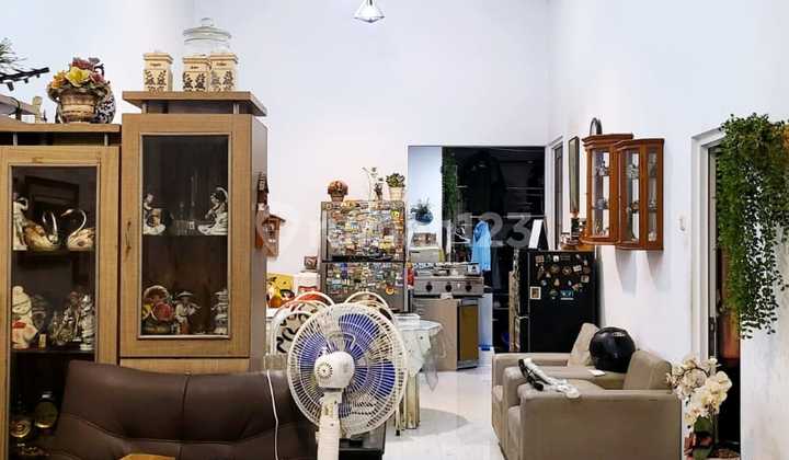 Rumah SHM Luas 160 M2 Dalam Cluster Metland Menteng, Cakung 2