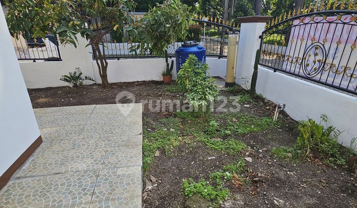 Ready-to-Occupy Flood-Free House, 240 square meters in Harapan Indah 1, Bekasi. 2