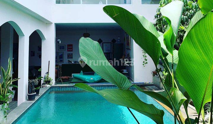 Dijual Siap Huni Rumah Semi Villa Cantik Dgn Private Pool. Cipinang Indah Jak Tim 2