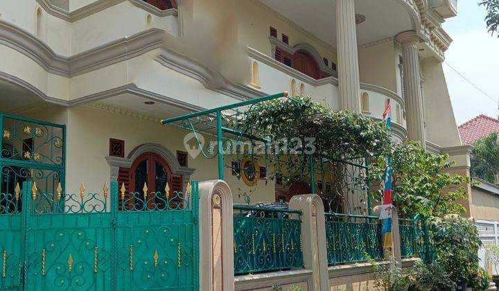 Dijual Rumah Mewah 2 Lantai di Pondok Kopi, Jakarta 1