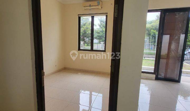 Di Jual Rumah Hook Pinggir Jalan di Harapan Indah Bekasi 2