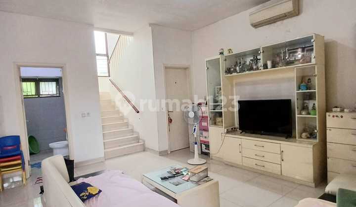 Rumah Luas 230 M2 SHM Dalam Cluster Lantana, Jgc Cakung