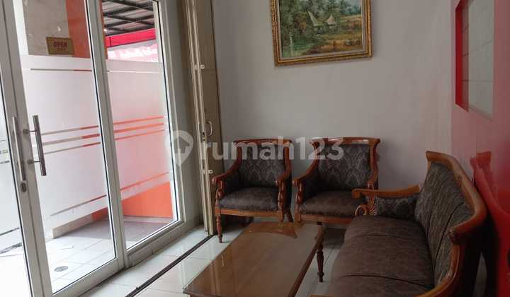 Ruko 2,5 Lantai SHM Siap Pakai di Boulevard Raya Galaxy Bekasi Ruko 2,5 Lantai SHM Siap Pakai di Boulevard Raya Galaxy Bekasi