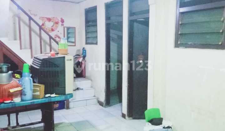 Rumah 2 lantai SHM di Perumahan Green Garden, Rorotan 1