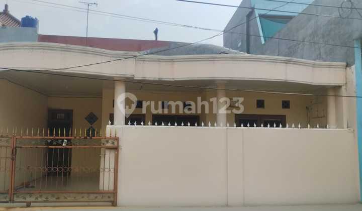 Rumah 1 Lantai Luas 121 SHM di Harapan Indah 1, Bekasi