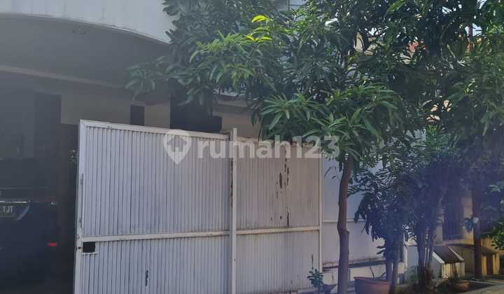 Dijual Rumah 2 Lantai Furnished di Perumahan Cibubur Indah 2 1