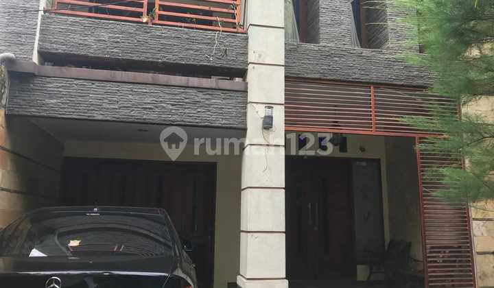 Two-story house with SHM, 370 square meters in Harapan Baru Regency, Bekasi. 2