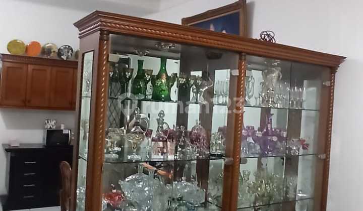 Rumah 2 Lantai Furnished SHM di Jatirahayu, Pondok Melati, Bekasi 2