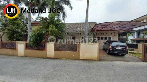 Rumah Hook 1 Lantai dekat Tol Becakayu di Cipinang Melayu