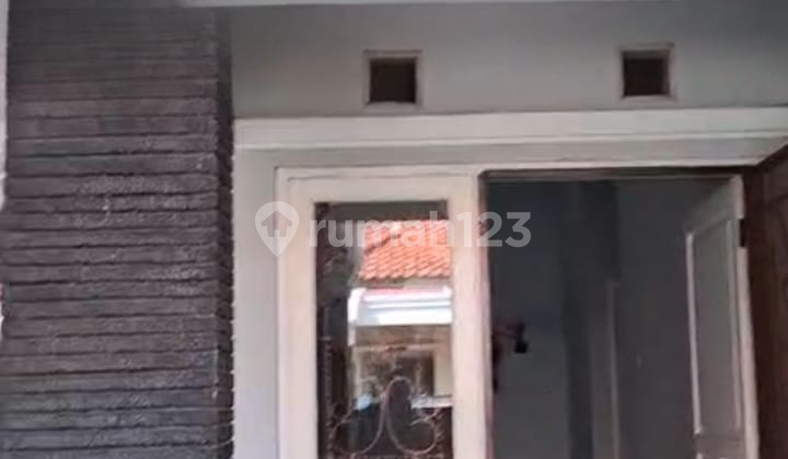 Rumah 1,5lt Siap Huni Strategis dalam Cluster di Harapan Indah Rumah 1,5lt Siap Huni Strategis dalam Cluster di Harapan Indah