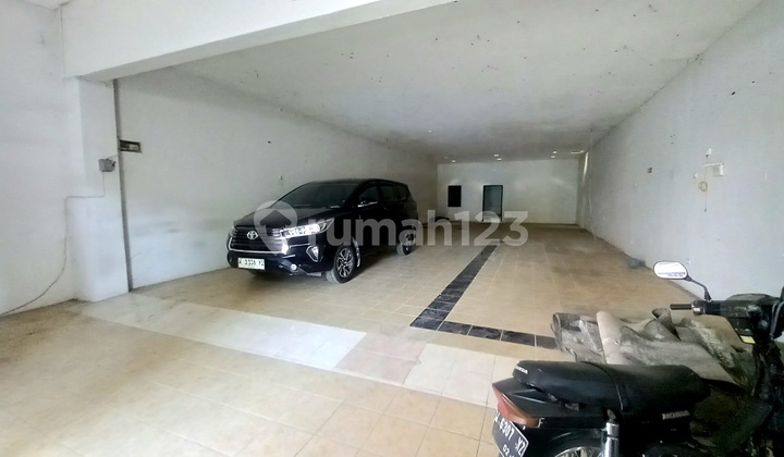 1-Story Shop House Lontar Side of West Surabaya Main Road 1-Story Shop House Lontar Side of West Surabaya Main Road