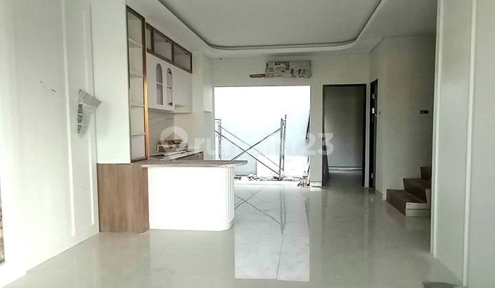 Rumah Baru Di Perumahan Darmo Graha Residence Surabaya Barat 4 Kamar 2