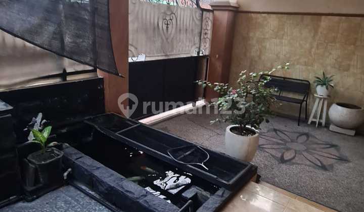 Dijual Rumah Klasik Di Dukuh Kupang Surabaya Barat. 2