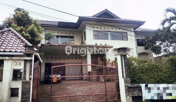 Rumah besar 7 kamar bisa jadi Villa di Setiabudi Regency 1