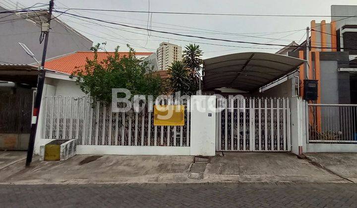 Rumah lama hitung harga tanah di Kupang Indah surabaya barat dekat mayjen dan HR Mohammad 1