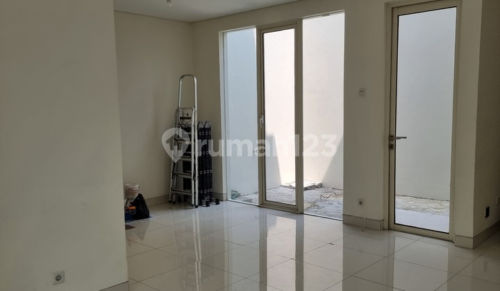 Jual Murah Rumah Di Grand Pakuwon , Tandes Surabaya  2