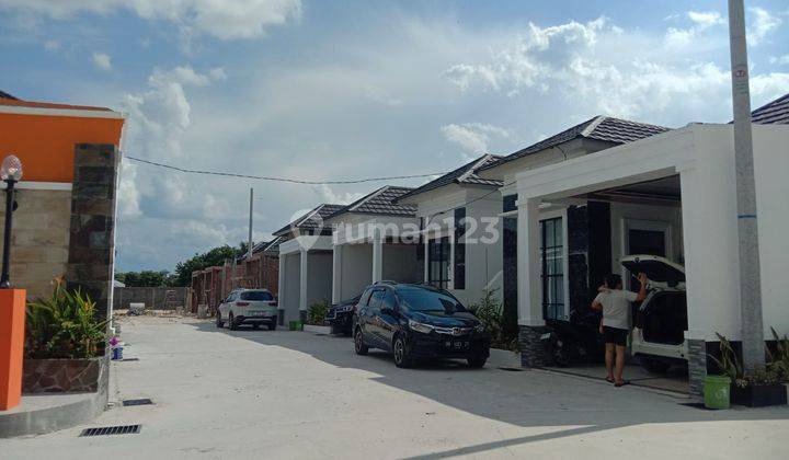 Di Jual Rumah 2 Lantai Ready Siap Huni Dekat Mall Ska Dp 20 Jutaan  2