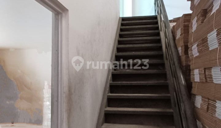 Tandem Warehouse 2 Units SUNRISE BIZPARK Pasar Kemis, Can Load 40-Foot Containers Tandem Warehouse 2 Units SUNRISE BIZPARK Pasar Kemis, Can Load 40-Foot Containers