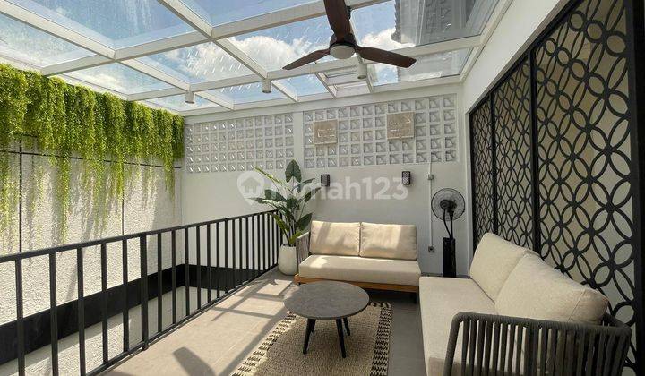 Rumah Di Il Rosa Gading Serpong Full Furnished 1