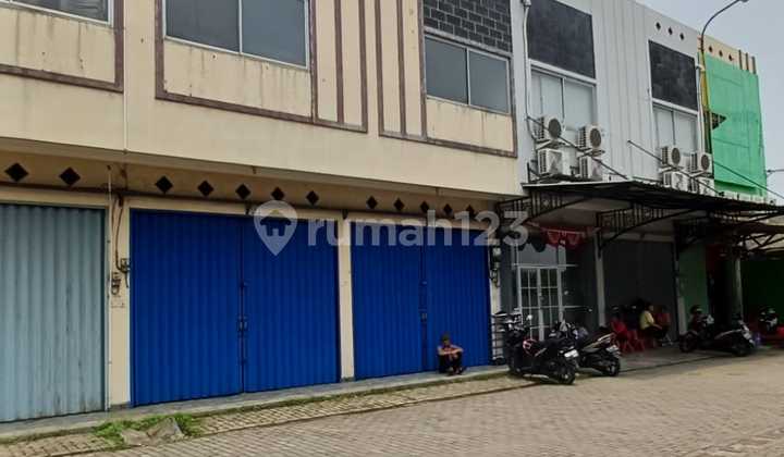 Twin Shophouses in Sewan Area, Tangerang