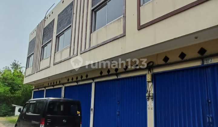 Attached 5-Unit Townhouse in Sewan Area, Tangerang, Near Soekarno-Hatta Airport. 2