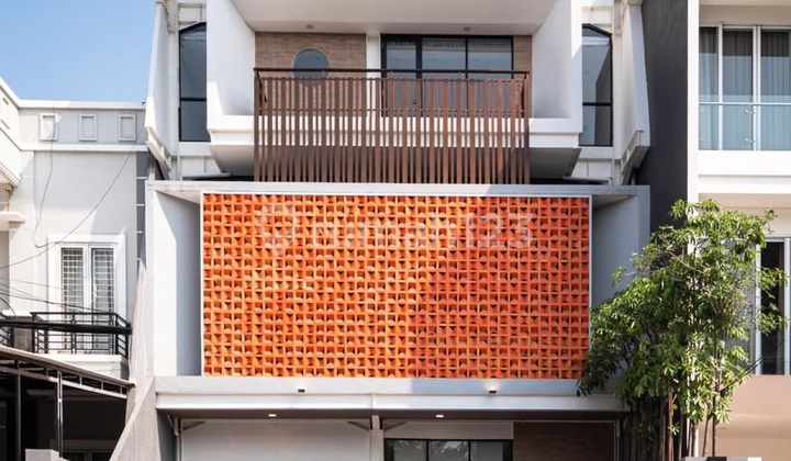 Kantor Muara Karang Jakarta Utara Lokasi Strategis 3,5 Lantai