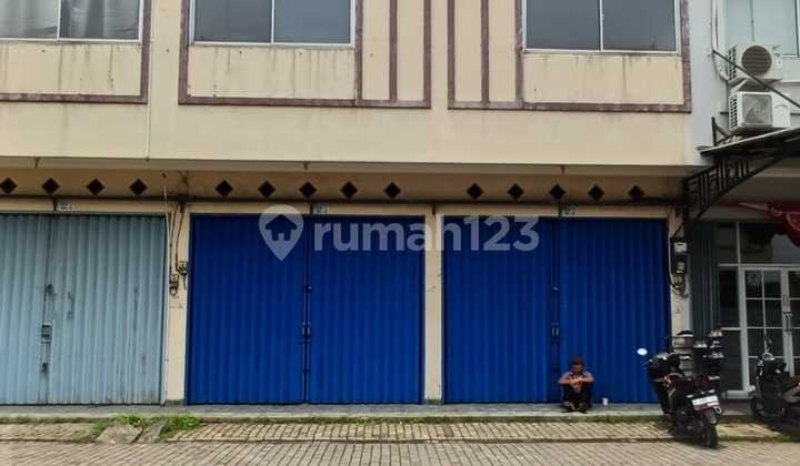 Twin Shophouses in Sewan Area, Tangerang 2