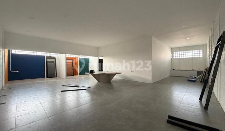 Alam Sutera Ready-to-Use Office Space Near Pasar 8 Alam Sutera Ready-to-Use Office Space Near Pasar 8