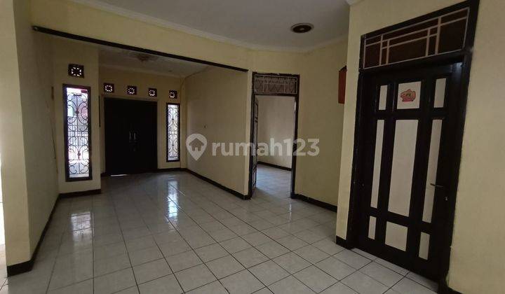 Rumah 2 Lantai Dijual Murah Strategis Di Margahayu Raya 2