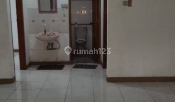 Rumah 2 Lantai semi furnished siap huni di Setrawangi Setrasari 2